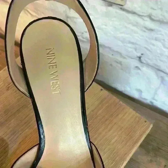 Nine West Callen Black Leather Ankle Strap Size 5 1/2 M - Picture 6 of 8